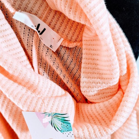 🆕AJ Amelia James Long Sleeve Cowl Neck Top XL - Picture 6 of 8